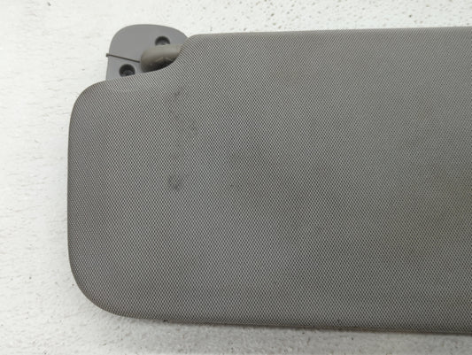 2016 Chevrolet Silverado 1500 Sun Visor Shade Replacement Passenger Right Mirror Fits OEM Used Auto Parts