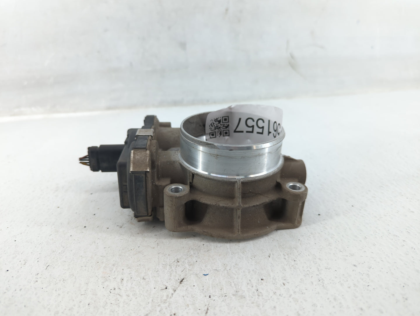 2016-2021 Chevrolet Silverado 1500 Throttle Body P/N:12669536AA Fits Fits 2016 2017 2018 2019 2020 2021 OEM Used Auto Parts 