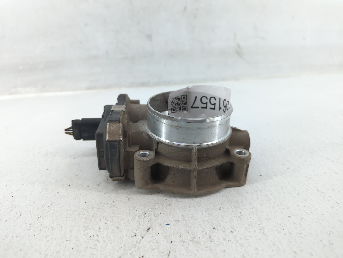 2016-2021 Chevrolet Silverado 1500 Throttle Body P/N:12669536AA Fits Fits 2016 2017 2018 2019 2020 2021 OEM Used Auto Parts 