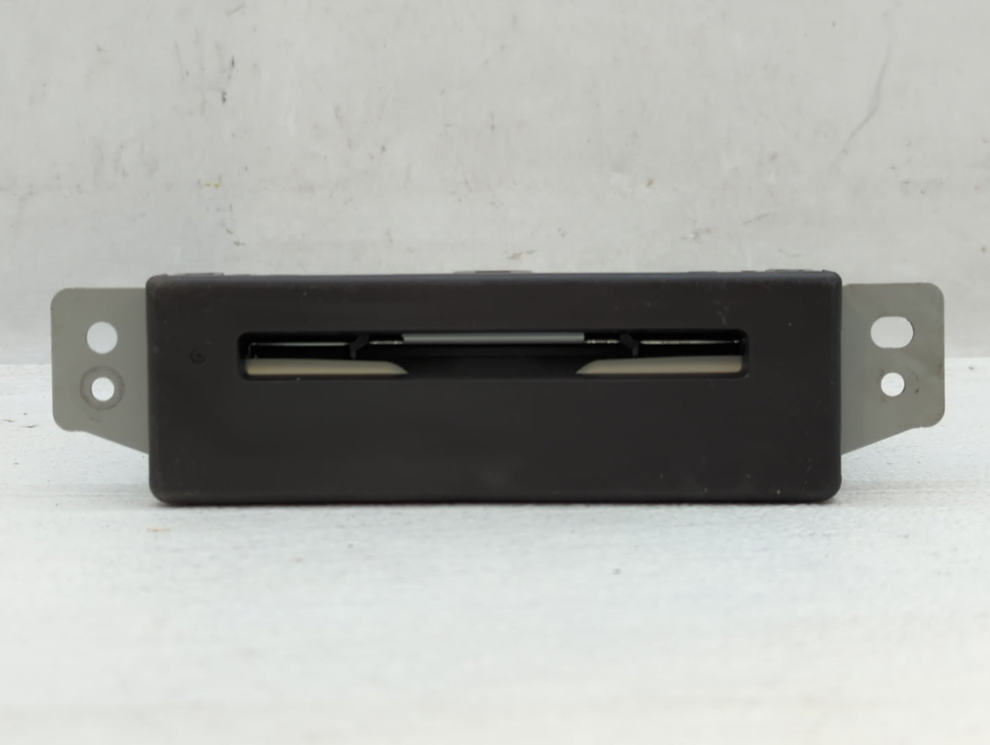 2015-2019 Chevrolet Silverado 1500 Am Fm Cd Player Radio Receiver - Oemusedautoparts1.com