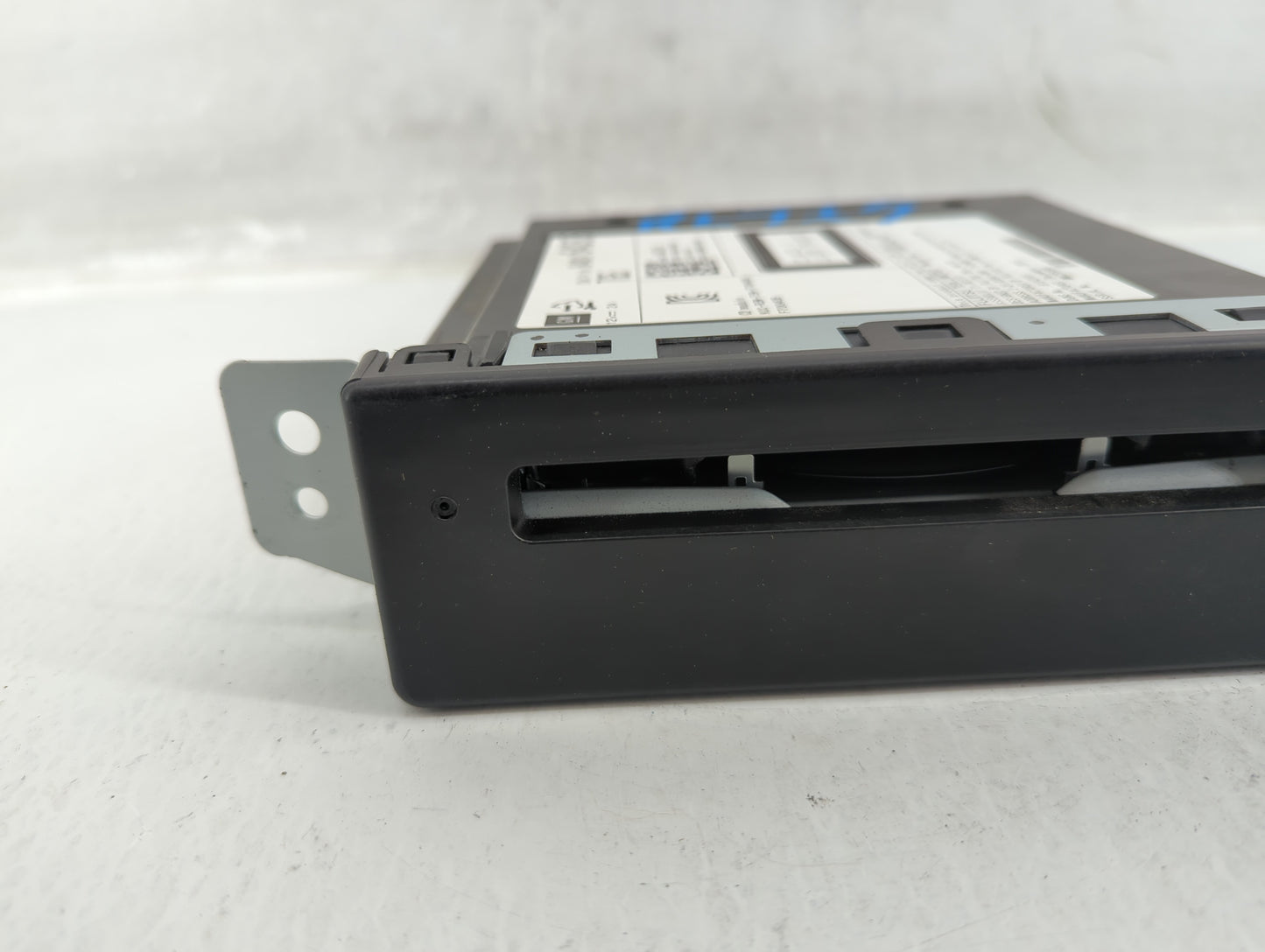 2015-2019 Chevrolet Silverado 1500 Radio AM FM Cd Player Receiver Replacement P/N:84016435 Fits Fits 2015 2016 2017 2018 201