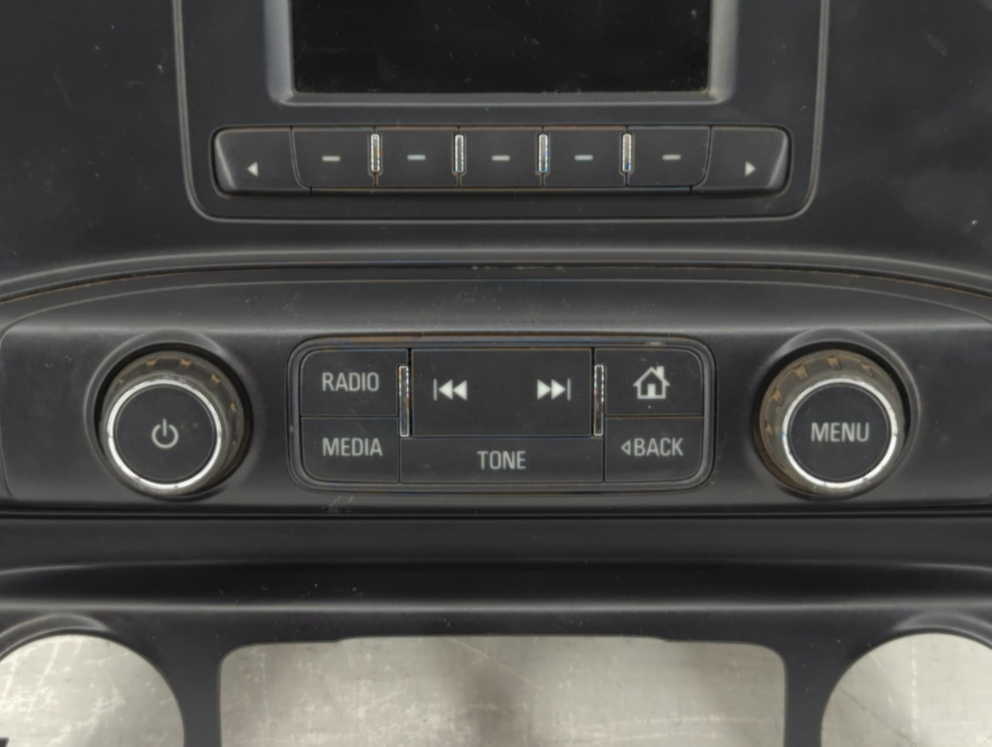 2016 Chevrolet Silverado 1500 Radio AM FM Cd Player Receiver Replacement P/N:23243932 Fits OEM Used Auto Parts - Oemusedauto