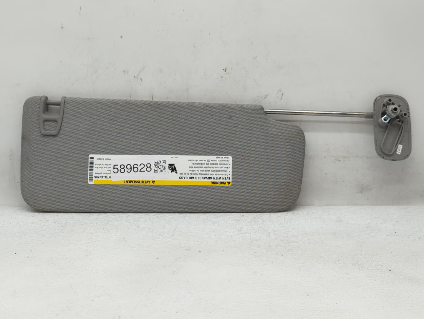 2014-2019 Chevrolet Silverado 1500 Sun Visor Shade Replacement Passenger Right Mirror Fits Fits 2014 2015 2016 2017 2018 201