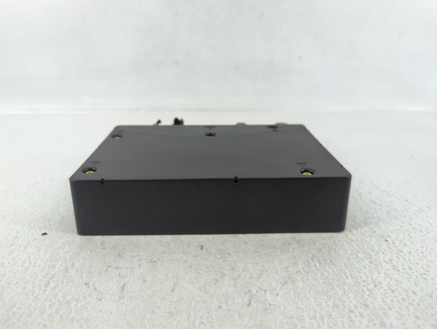 2016 Chevrolet Silverado 1500 Chassis Control Module Ccm Bcm Body Control - Oemusedautoparts1.com
