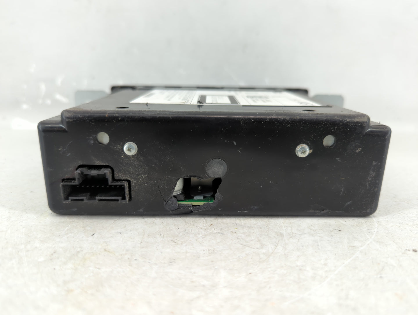 2015-2019 Chevrolet Silverado 1500 Radio AM FM Cd Player Receiver Replacement P/N:1359 4481 Fits OEM Used Auto Parts - Oemus