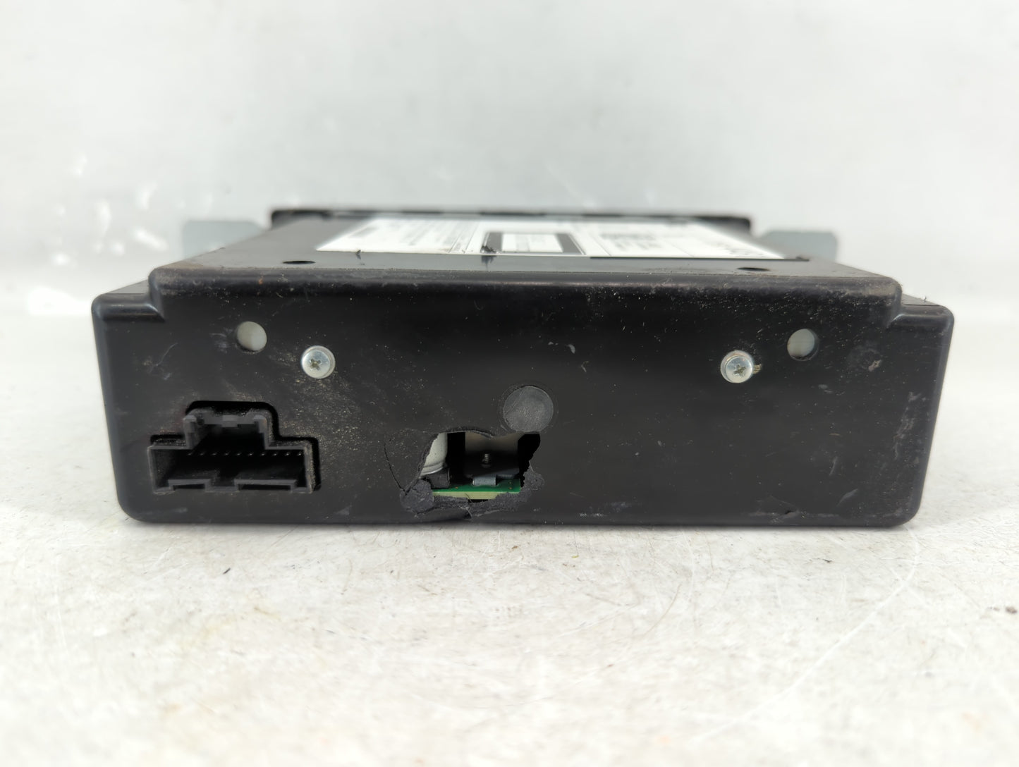 2015-2019 Chevrolet Silverado 1500 Radio AM FM Cd Player Receiver Replacement P/N:1359 4481 Fits OEM Used Auto Parts - Oemus