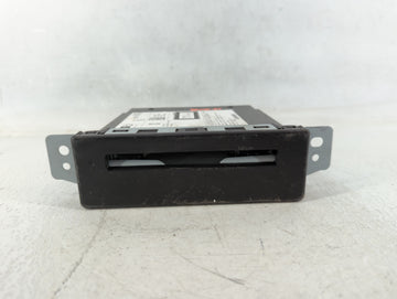 2015-2019 Chevrolet Silverado 1500 Am Fm Cd Player Radio Receiver 637777 - Oemusedautoparts1.com
