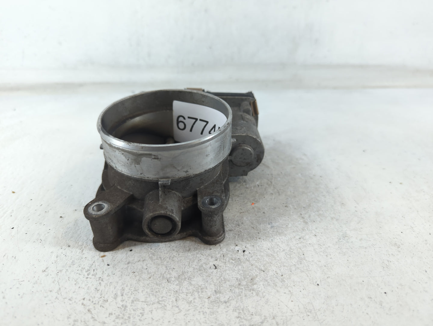2014-2022 Chevrolet Silverado 1500 Throttle Body P/N:12617792 Fits Fits 2014 2015 2016 2017 2018 2019 2020 2021 2022 OEM Use