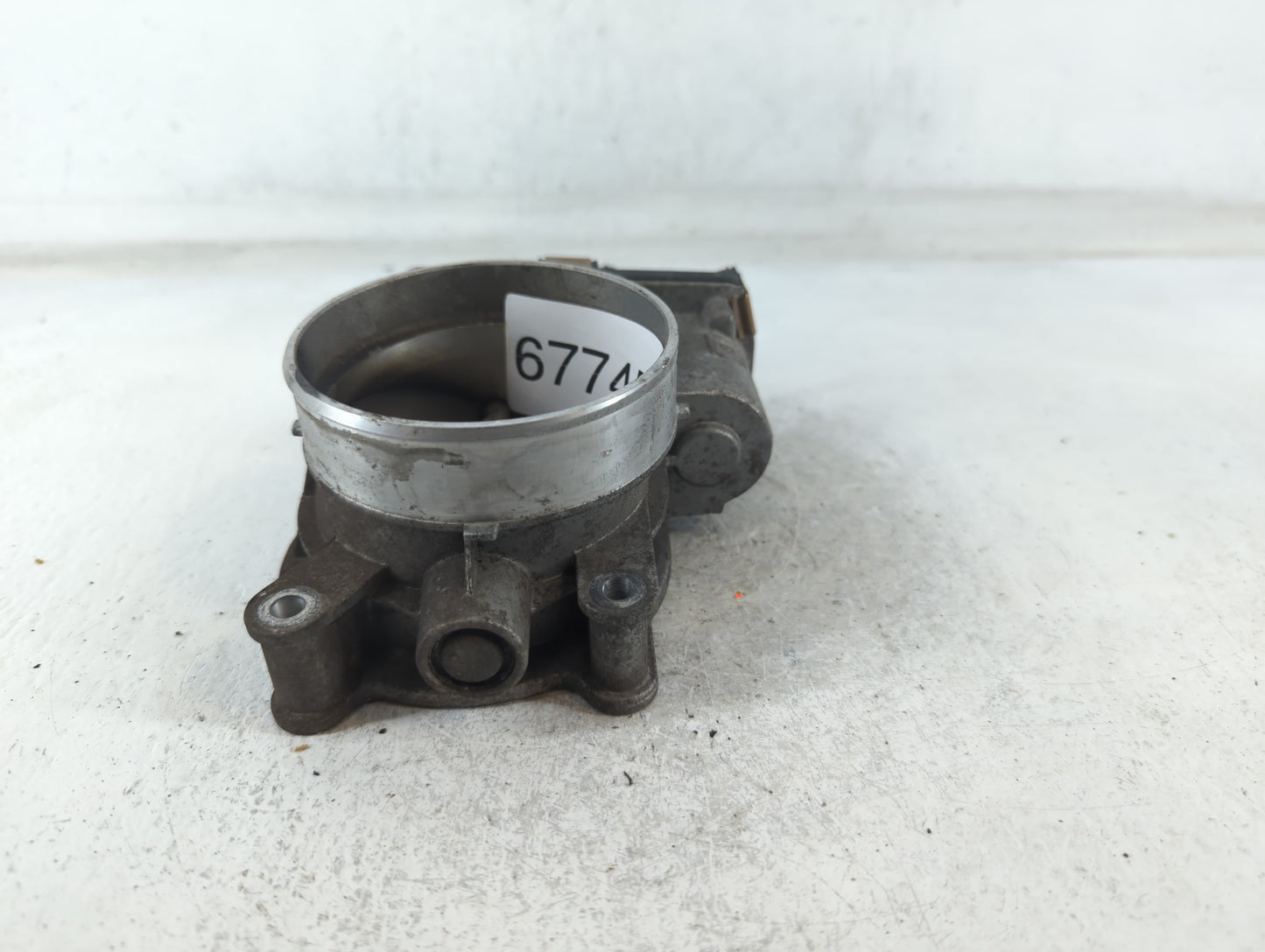 2014-2022 Chevrolet Silverado 1500 Throttle Body P/N:12617792 Fits Fits 2014 2015 2016 2017 2018 2019 2020 2021 2022 OEM Use