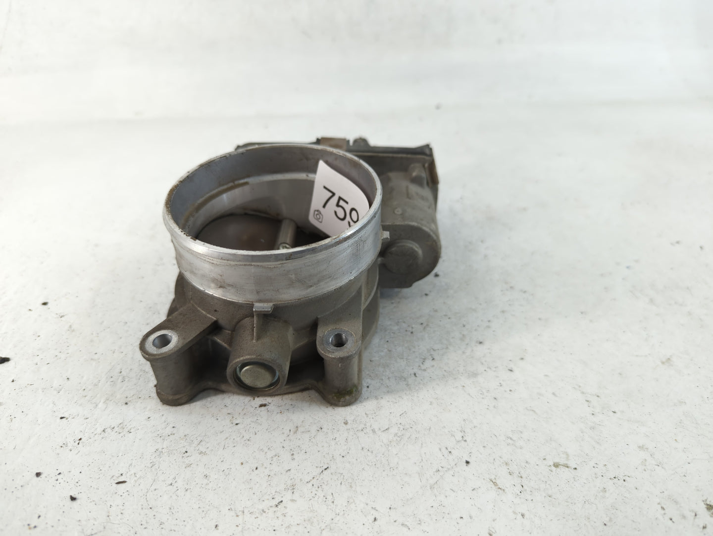 2014-2022 Chevrolet Silverado 1500 Throttle Body P/N:12617792 Fits Fits 2014 2015 2016 2017 2018 2019 2020 2021 2022 OEM Use
