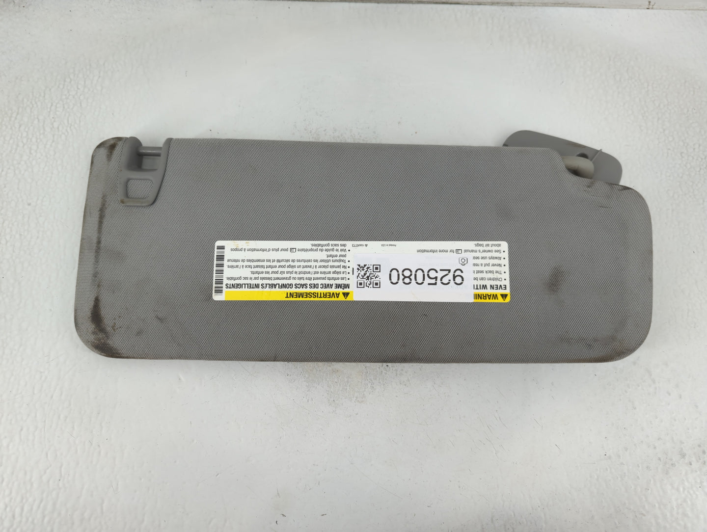 2014-2019 Chevrolet Silverado 1500 Sun Visor Shade Replacement Driver Left Mirror Fits Fits 2014 2015 2016 2017 2018 2019 OE