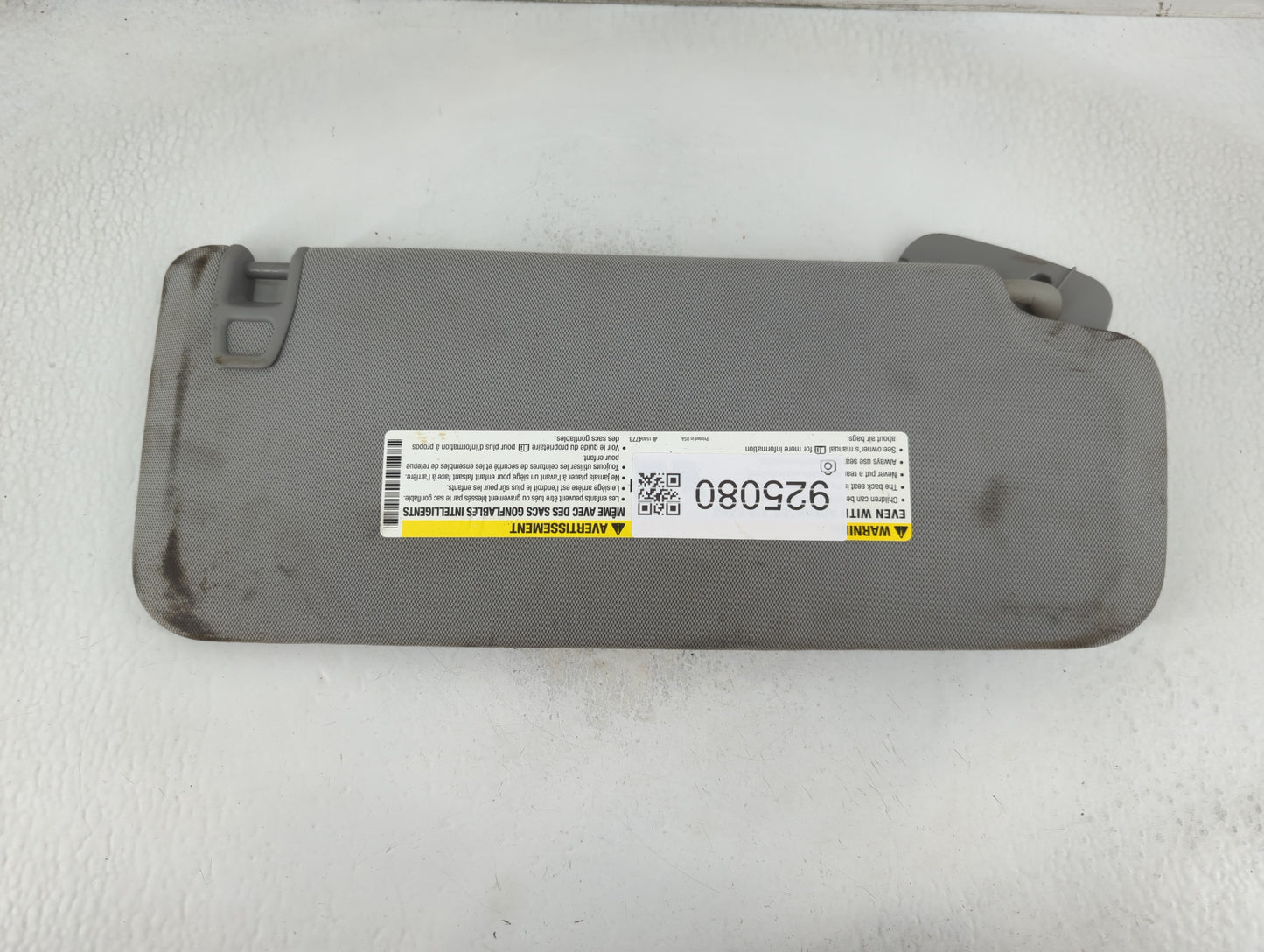 2014-2019 Chevrolet Silverado 1500 Sun Visor Shade Replacement Driver Left Mirror Fits Fits 2014 2015 2016 2017 2018 2019 OE