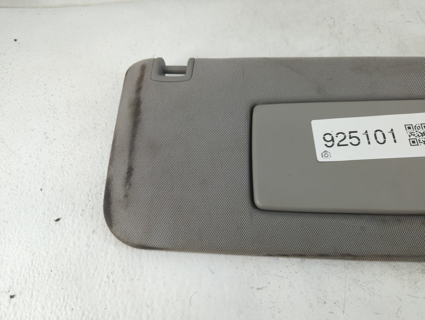 2014-2019 Chevrolet Silverado 1500 Sun Visor Shade Replacement Passenger Right Mirror Fits Fits 2014 2015 2016 2017 2018 201