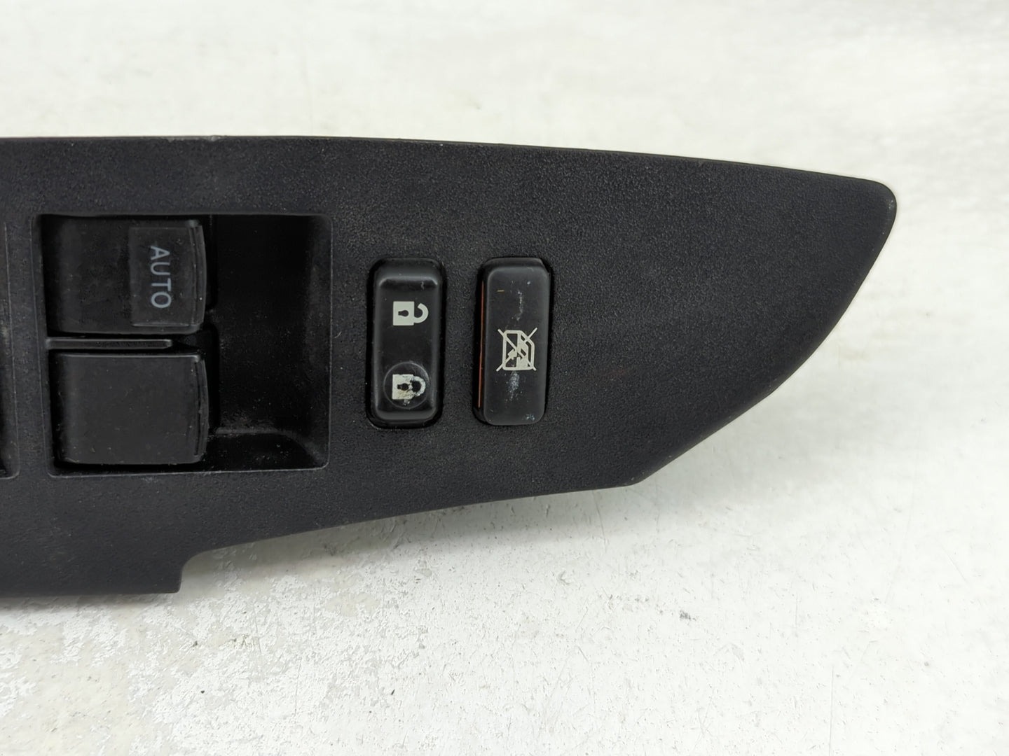 2015-2018 Chevrolet Silverado 2500 Master Power Window Switch Replacement Driver Side Left P/N:74232-02E70 Fits OEM Used Aut