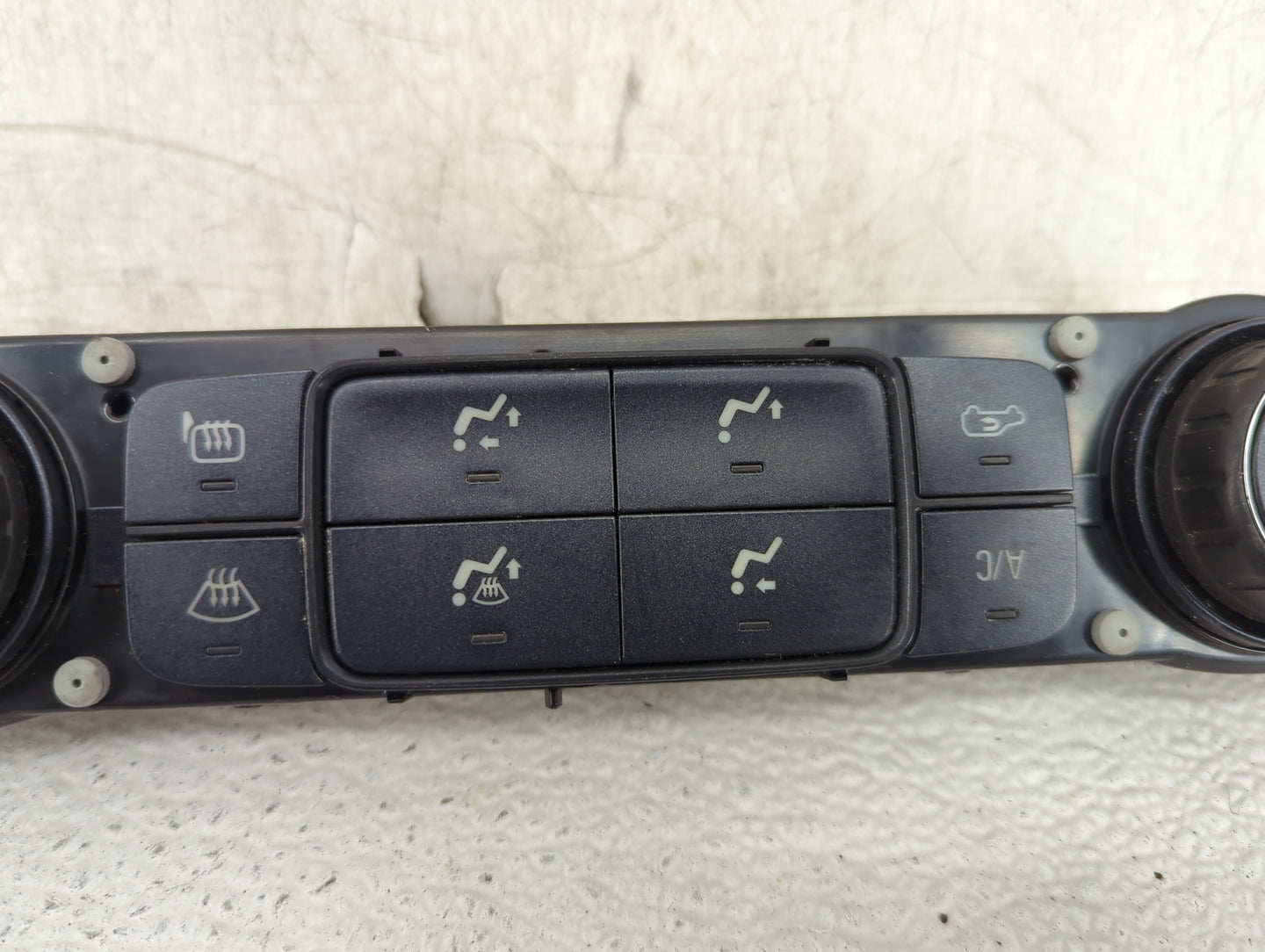 2015-2018 Chevrolet Silverado 2500 Climate Control Module Temperature AC/Heater Replacement P/N:23486621 Fits OEM Used Auto 