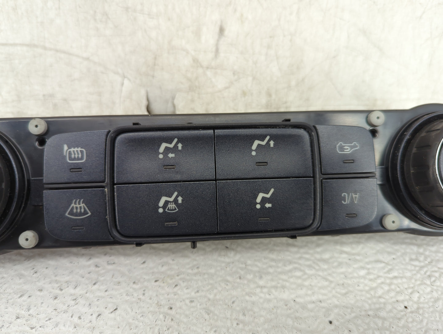 2015-2018 Chevrolet Silverado 2500 Climate Control Module Temperature AC/Heater Replacement P/N:23486621 Fits OEM Used Auto 