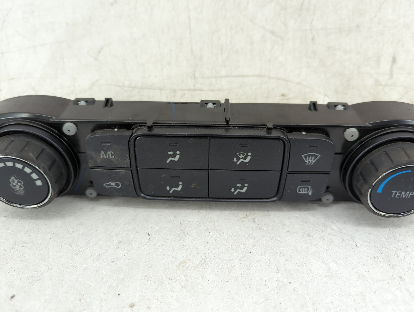 2015-2018 Chevrolet Silverado 2500 Climate Control Module Temperature AC/Heater Replacement P/N:23486621 Fits OEM Used Auto 