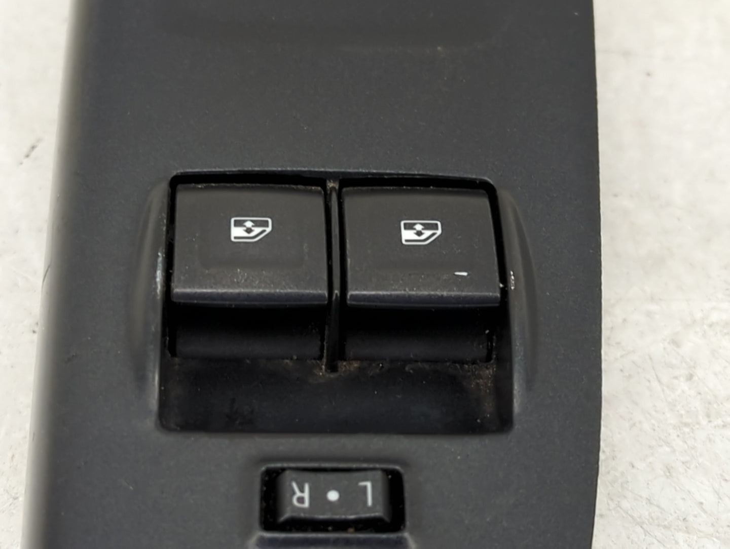 2015-2018 Chevrolet Silverado 2500 Master Power Window Switch Replacement Driver Side Left P/N:74232-02E70 Fits OEM Used Aut