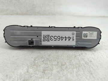 2016 Chevrolet Silverado 2500 Climate Control Module Temperature AC/Heater Replacement P/N:23486621 7370200000000X, 815372982 Fits OEM Used Auto Parts