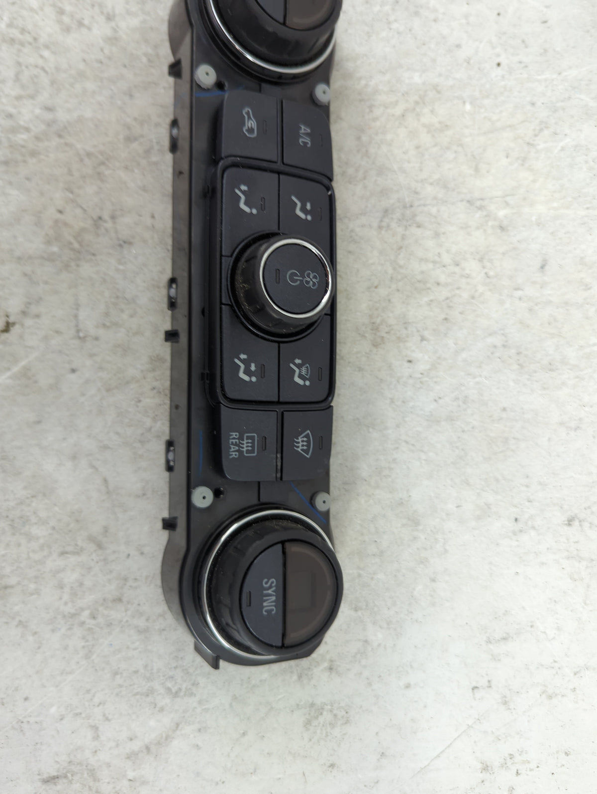 2015-2016 Chevrolet Silverado 2500 Climate Control Module Temperature AC/Heater Replacement P/N:23486614 815372982 Fits OEM 