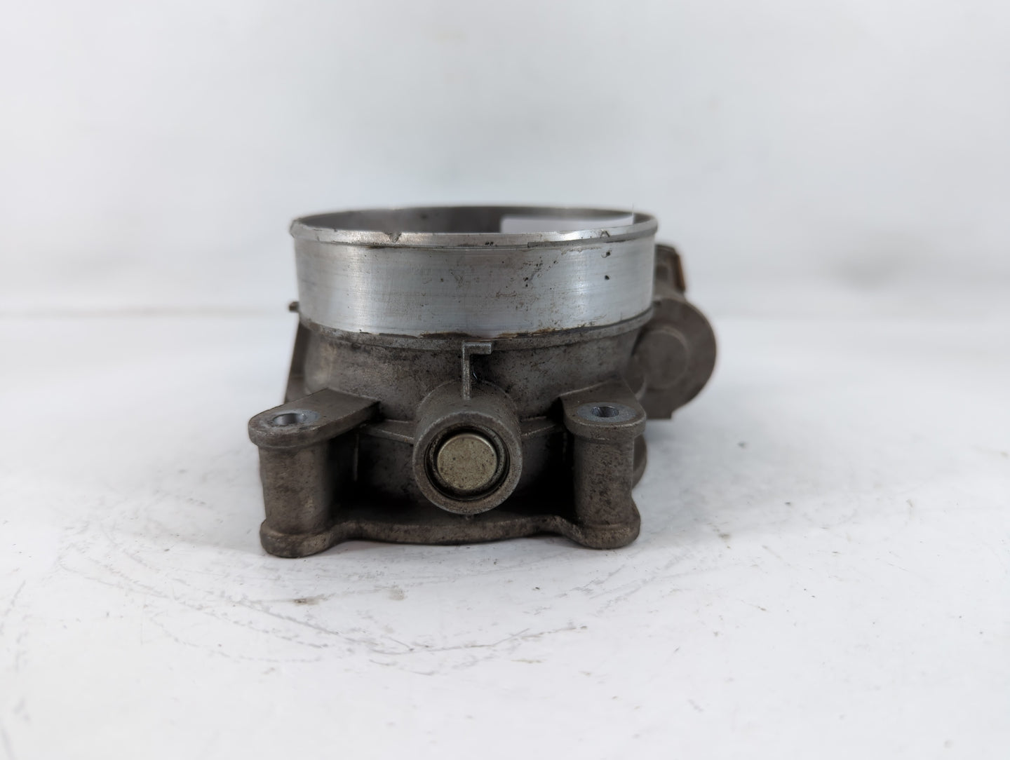 2016 Chevrolet Silverado 2500 Throttle Body P/N:12620263 Fits Fits 2014 2015 2017 2018 2019 2020 2021 2022 OEM Used Auto Par