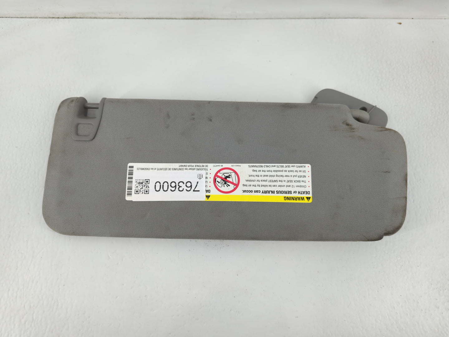 2015-2018 Chevrolet Silverado 2500 Sun Visor Shade Replacement Driver Left Mirror Fits Fits 2014 2015 2016 2017 2018 2019 OE