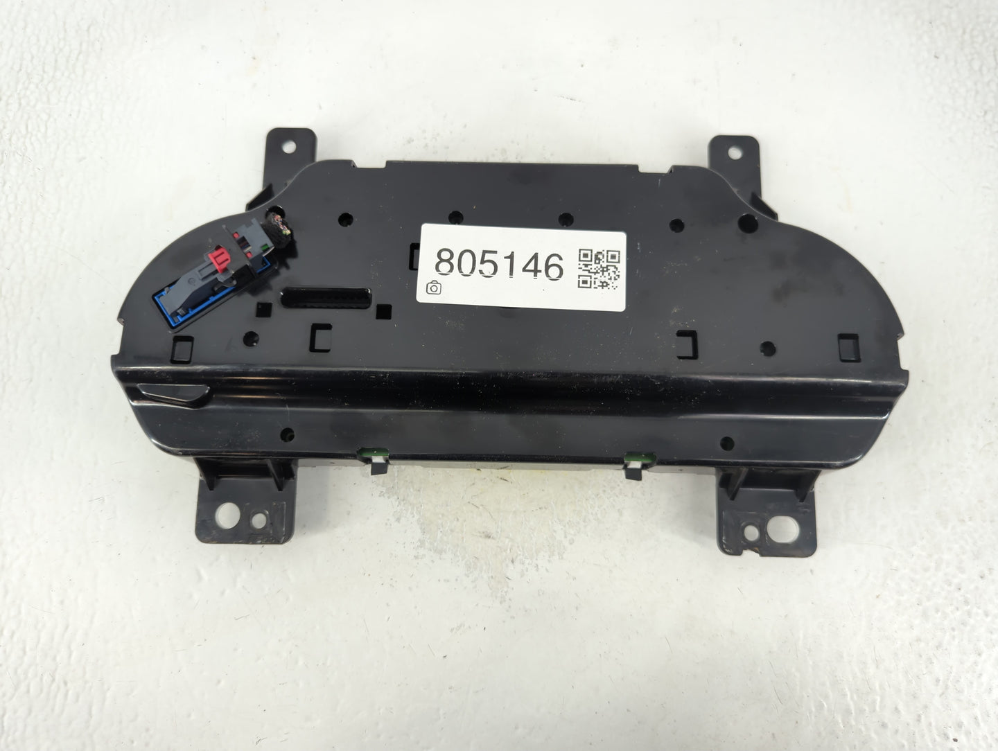 2016 Chevrolet Silverado 2500 Instrument Cluster Speedometer Gauges P/N:84026892 Fits OEM Used Auto Parts - Oemusedautoparts