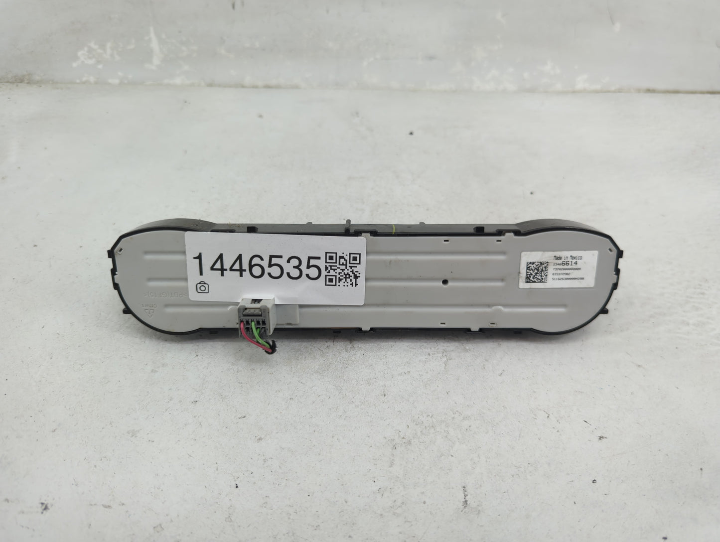 2016 Chevrolet Silverado 3500 Climate Control Module Temperature AC/Heater Replacement P/N:23486614 Fits OEM Used Auto Parts