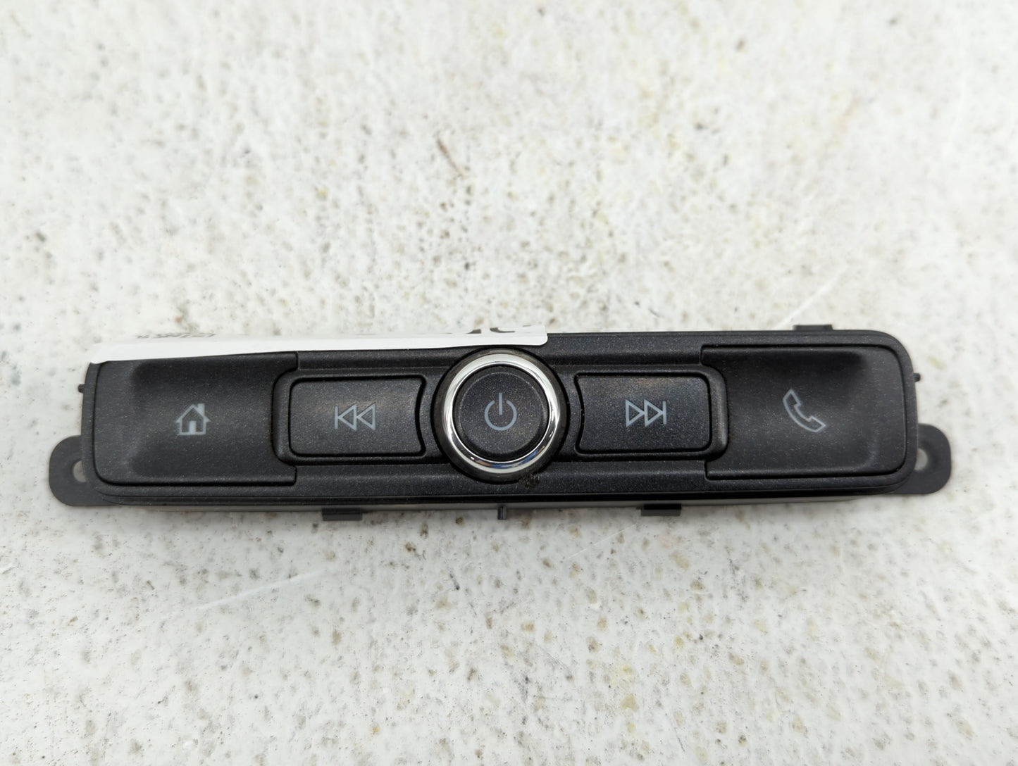 2016-2018 Chevrolet Silverado 3500 Am Fm Cd Player Radio Receiver - Oemusedautoparts1.com