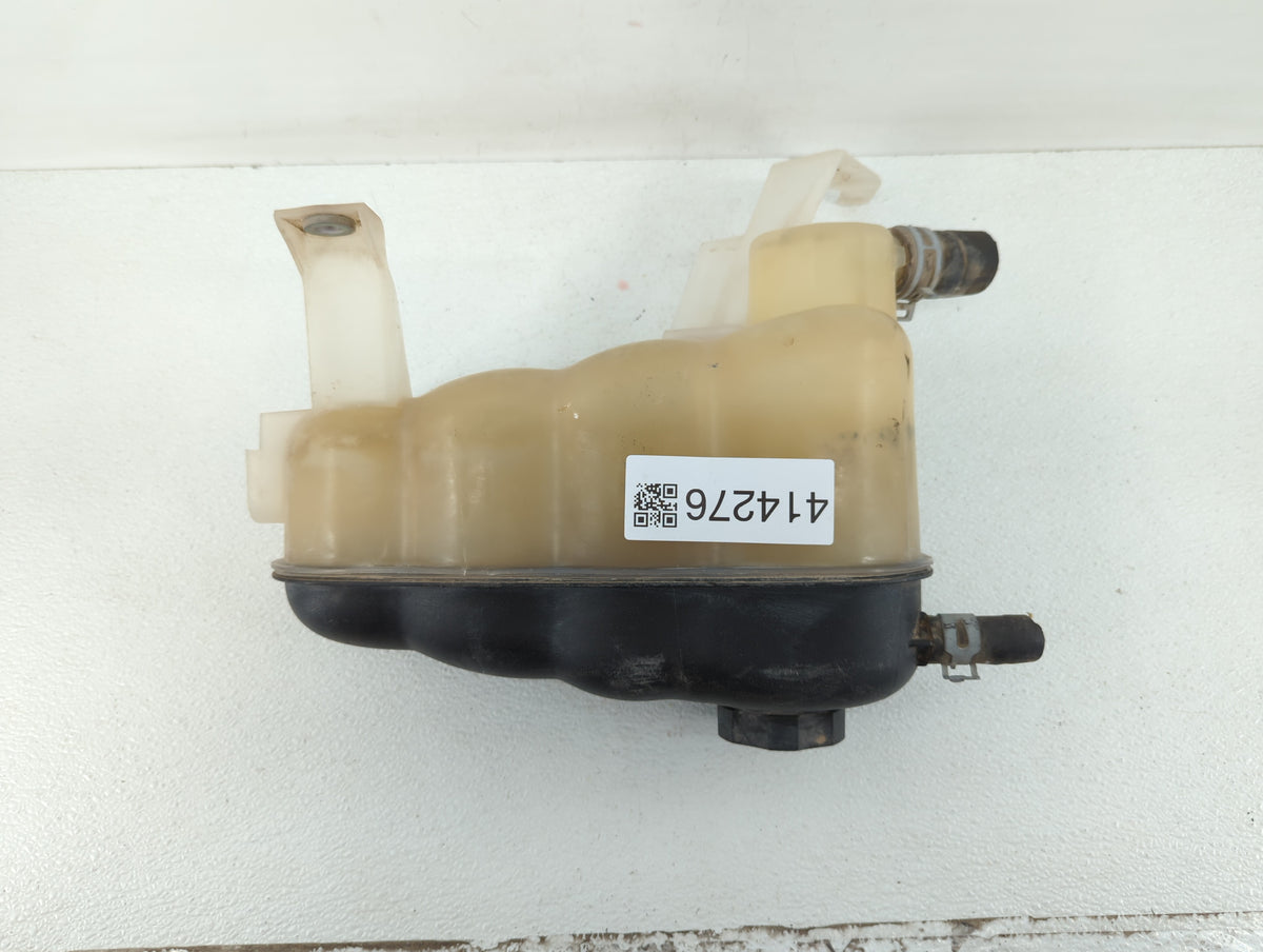 2007 Silverado 3500 Radiator Coolant Overflow Expansion Tank Bottle - Oemusedautoparts1.com
