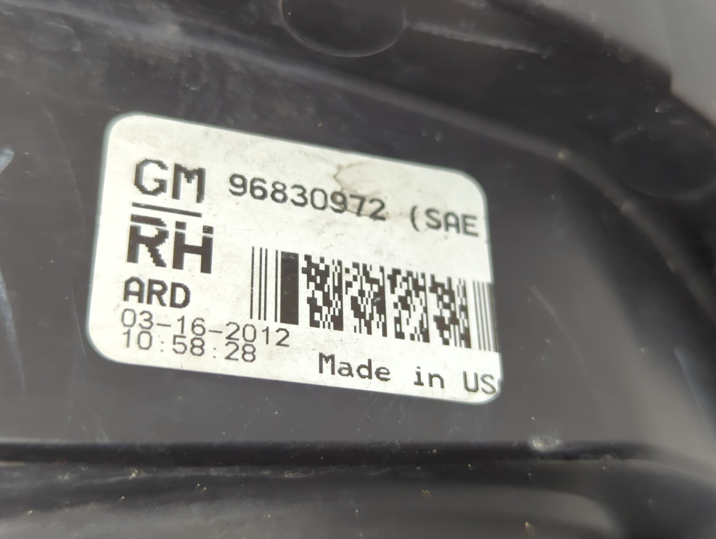 2016-2016 Chevrolet Sonic Passenger Right Oem Head Light Headlight Lamp - Oemusedautoparts1.com