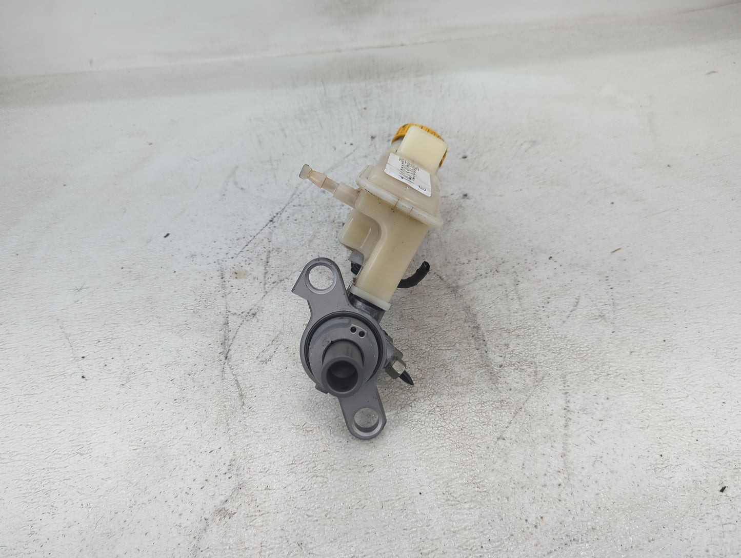 2012-2019 Chevrolet Sonic Brake Master Cylinder - Oemusedautoparts1.com
