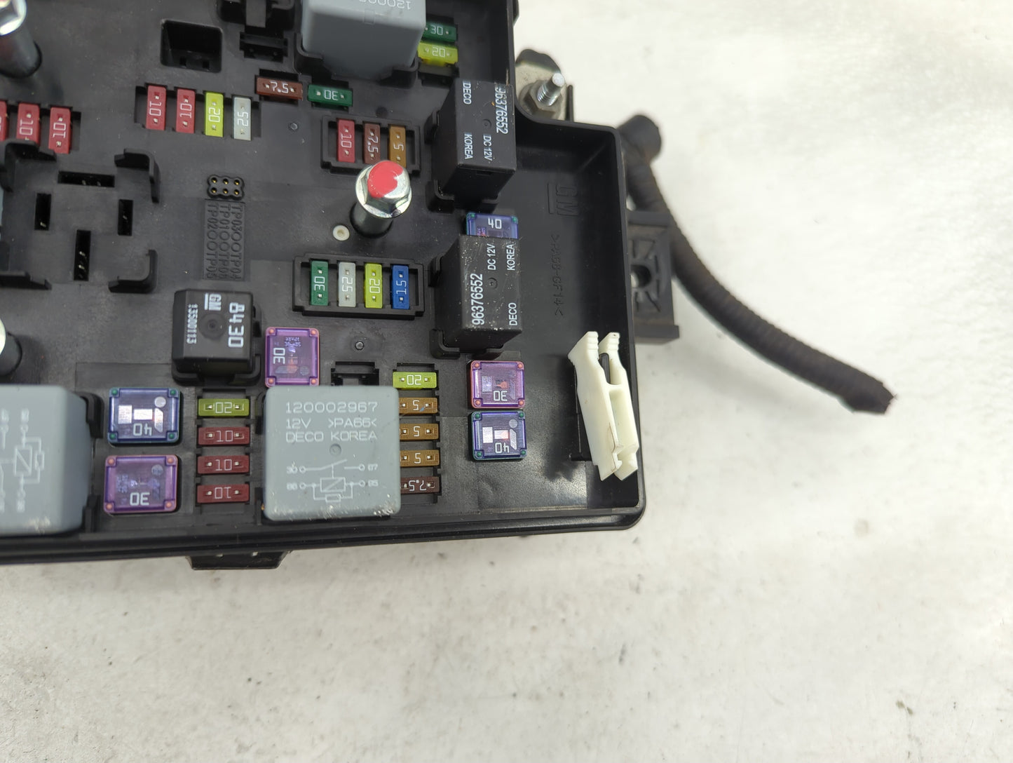 2014-2016 Chevrolet Sonic Fusebox Fuse Box Panel Relay Module P/N:95383529 Fits Fits 2014 2015 2016 OEM Used Auto Parts - Oe