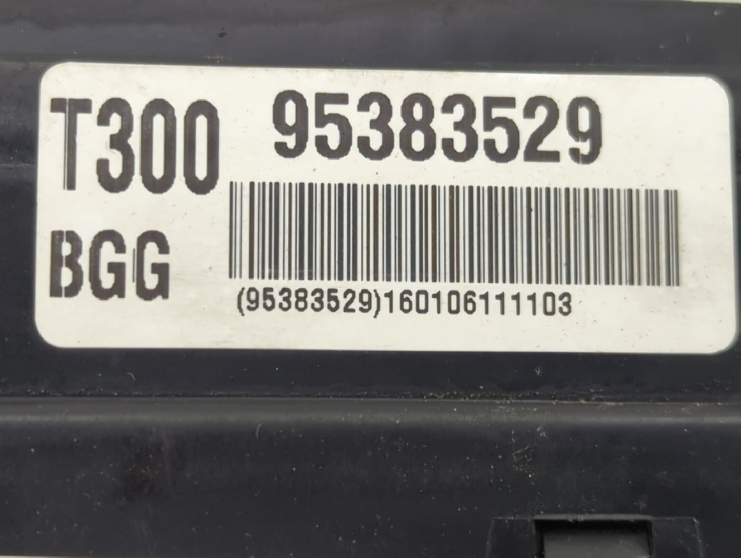 2014-2016 Chevrolet Sonic Fusebox Fuse Box Panel Relay Module P/N:95383529 Fits Fits 2014 2015 2016 OEM Used Auto Parts - Oe