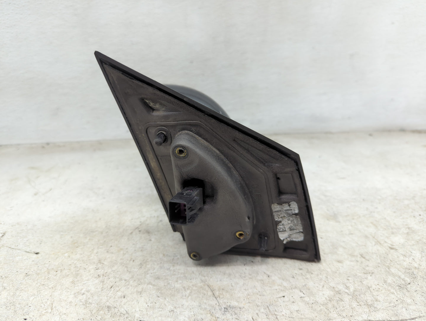 2012-2019 Chevrolet Sonic Driver Side View Mirror - Left Door Mirror OEM Used - Oemusedautoparts1.com