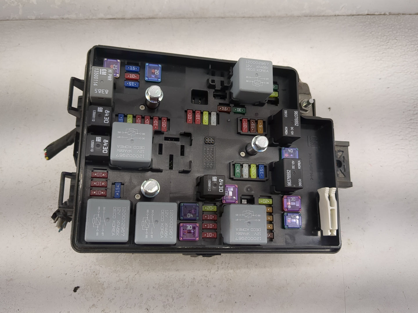 2014-2016 Chevrolet Sonic Fusebox Fuse Box Panel Relay Module P/N:95383530 95383529 Fits Fits 2014 2015 2016 OEM Used Auto P