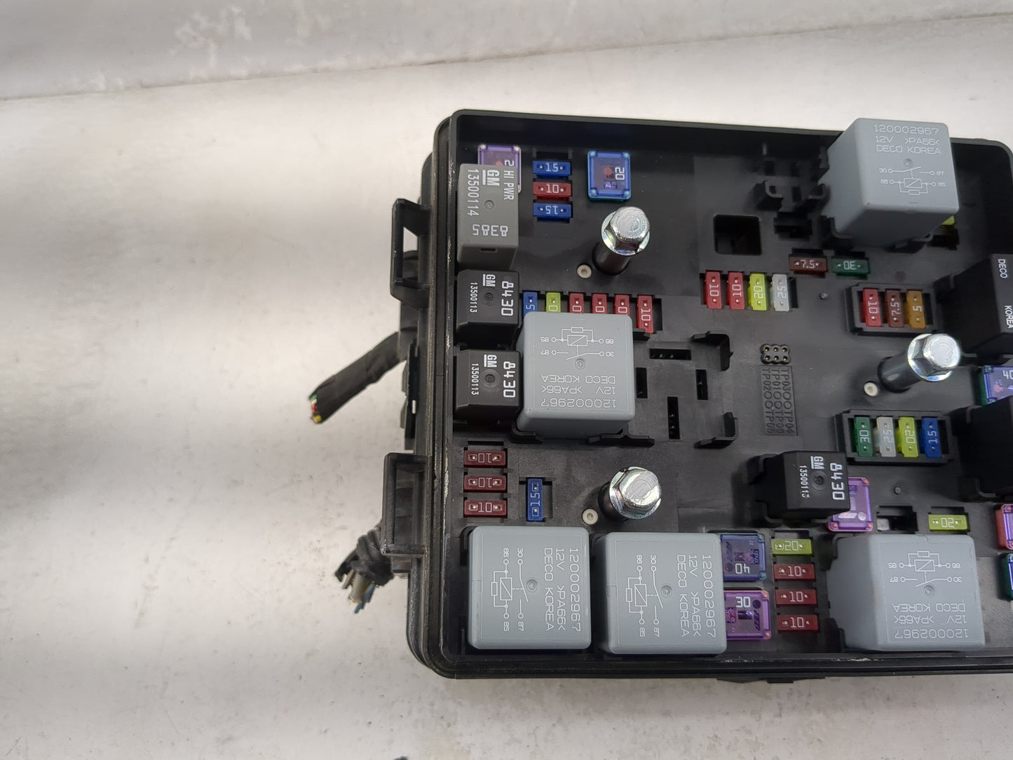 2014-2016 Chevrolet Sonic Fusebox Fuse Box Panel Relay Module P/N:95383530 95383529 Fits Fits 2014 2015 2016 OEM Used Auto P