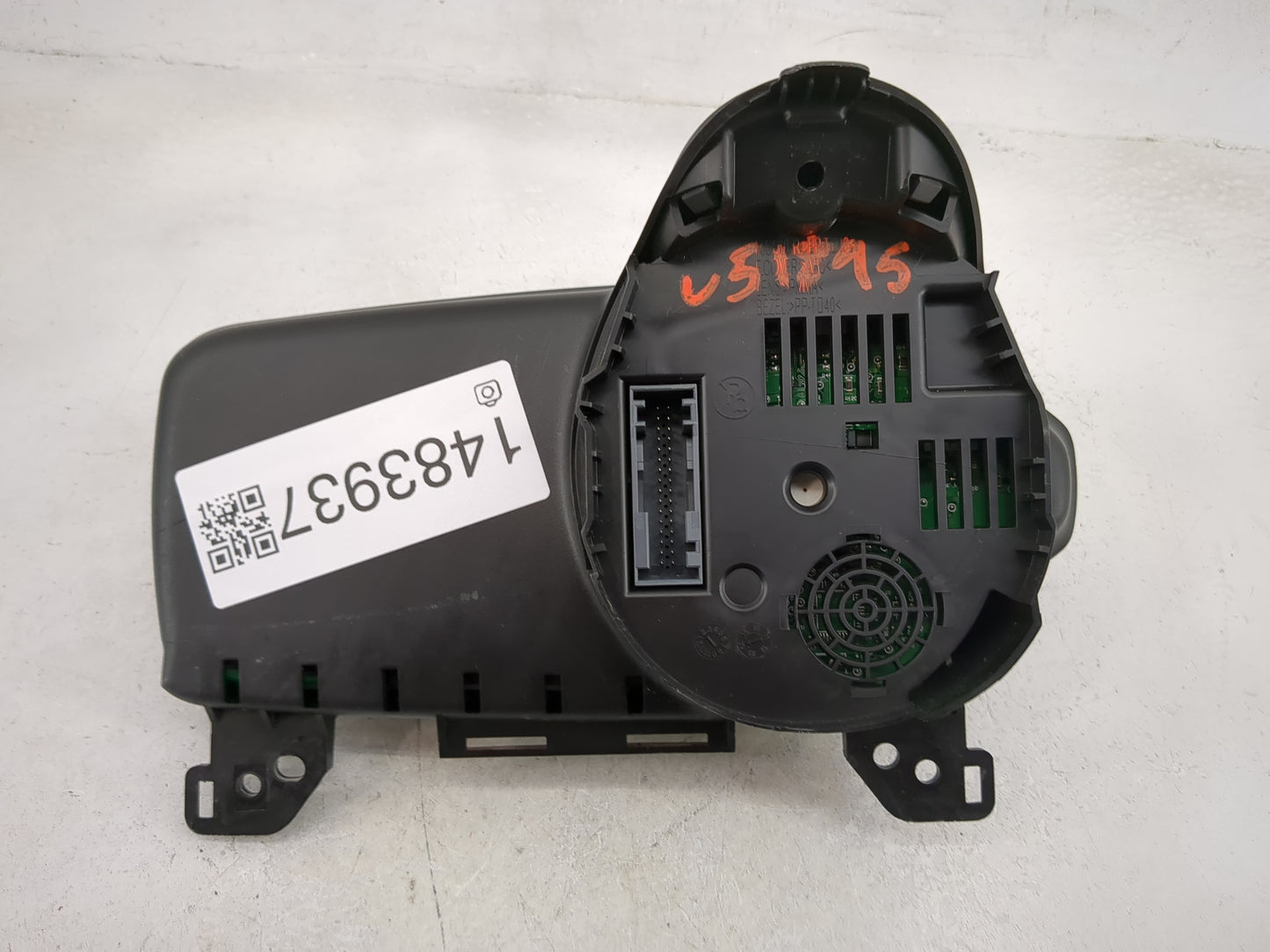 2015-2016 Chevrolet Sonic Instrument Cluster Speedometer Gauges Miles: Fits Fits 2015 2016 OEM Used Auto Parts - Oemusedauto