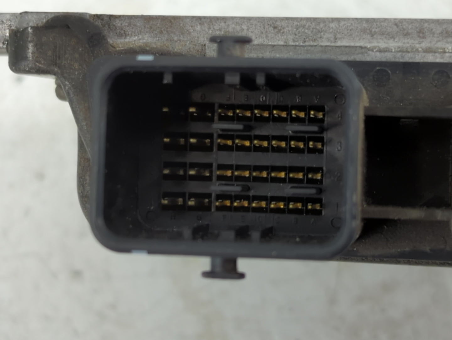 2012-2016 Chevrolet Sonic PCM Engine Control Computer ECU ECM PCU OEM P/N:MEC120-151 A1 8221B Fits OEM Used Auto Parts - Oem