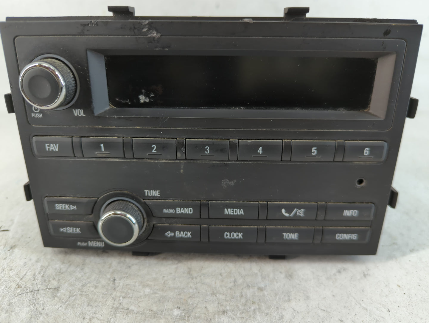 2015-2016 Chevrolet Sonic Radio AM FM Cd Player Receiver Replacement P/N:42422654 Fits Fits 2015 2016 OEM Used Auto Parts - 