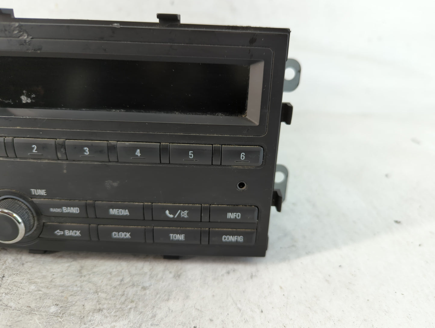 2015-2016 Chevrolet Sonic Radio AM FM Cd Player Receiver Replacement P/N:42422654 Fits Fits 2015 2016 OEM Used Auto Parts - 