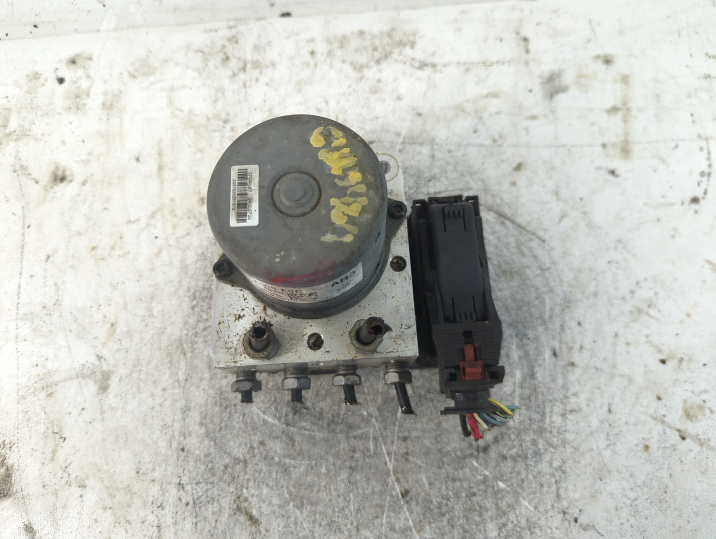 2015-2016 Chevrolet Sonic ABS Pump Control Module Replacement P/N:94781825 Fits Fits 2015 2016 OEM Used Auto Parts - Oemused