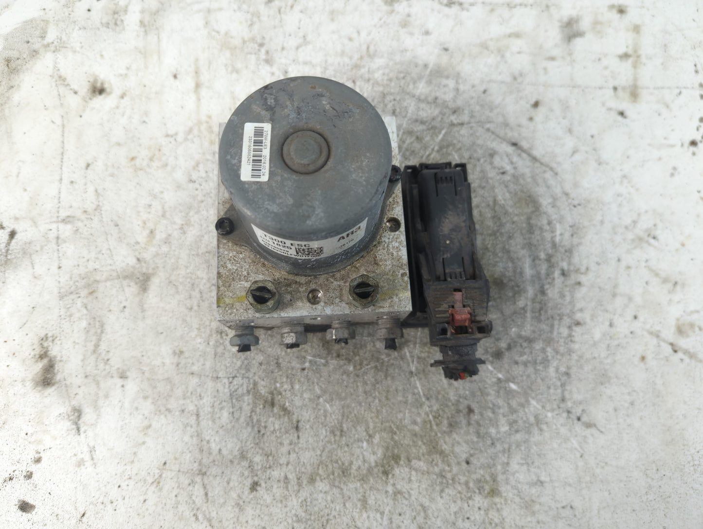 2015-2016 Chevrolet Sonic ABS Pump Control Module Replacement P/N:94781825 Fits Fits 2015 2016 OEM Used Auto Parts - Oemused