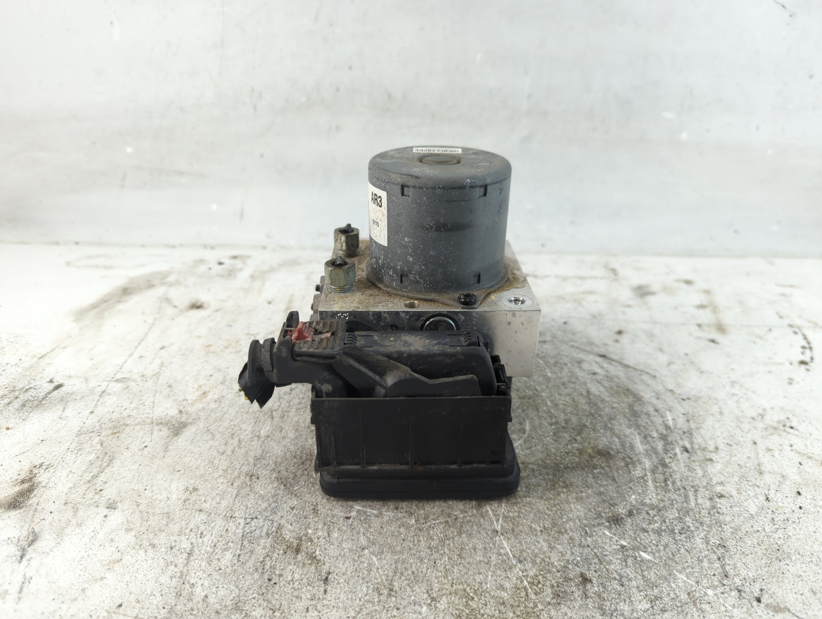 2015-2016 Chevrolet Sonic Anti-Lock Brake ABS Pump Module Actuator OEM P/N:94781825 Fits Fits 2015 2016 OEM Used Auto Parts 