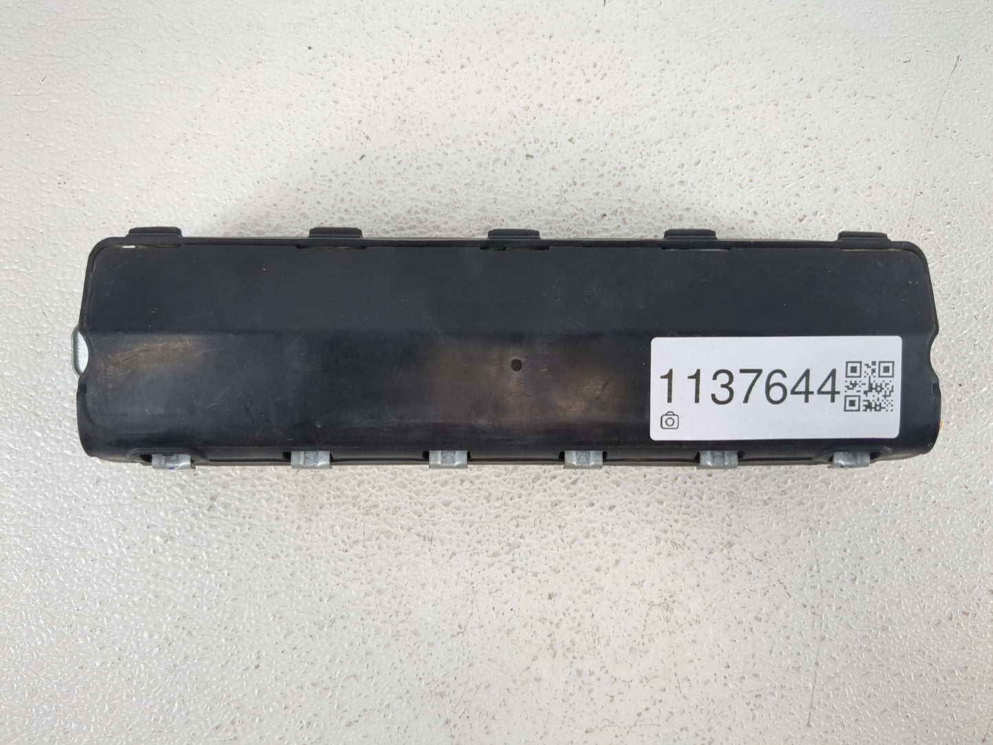 2016-2017 Chevrolet Spark Air Bag Driver Left Knee OEM P/N:42348960 Fits Fits 2016 2017 OEM Used Auto Parts - Oemusedautopar