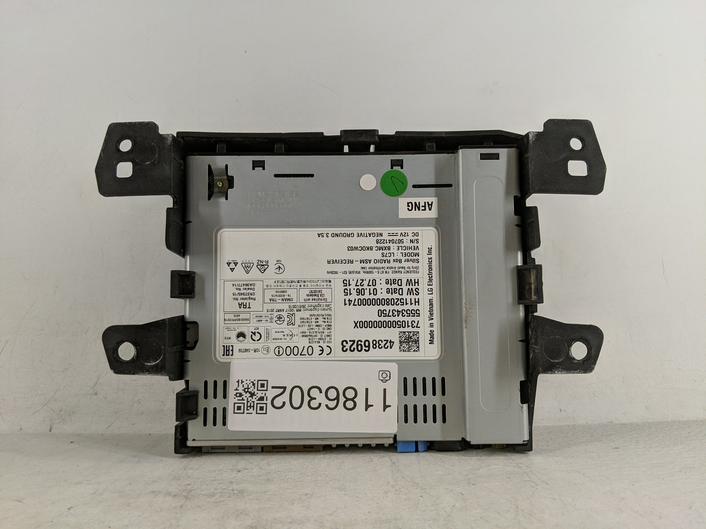 2015-2016 Chevrolet Spark Radio AM FM Cd Player Receiver Replacement P/N:42386923 Fits Fits 2015 2016 OEM Used Auto Parts - 