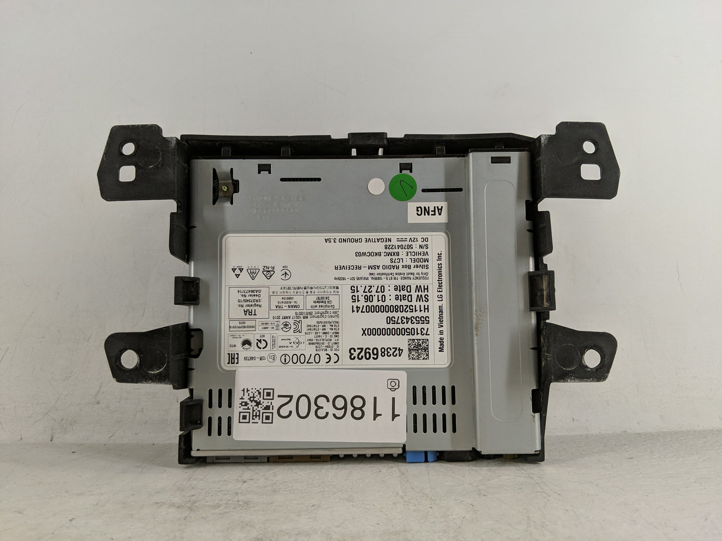 2015-2016 Chevrolet Spark Radio AM FM Cd Player Receiver Replacement P/N:42386923 Fits Fits 2015 2016 OEM Used Auto Parts - 