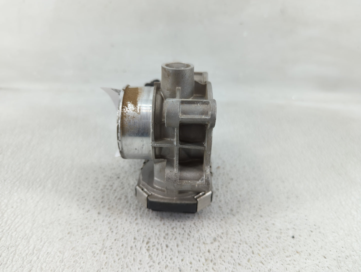 2016-2022 Chevrolet Spark Throttle Body P/N:12654237 12673014 Fits Fits 2016 2017 2018 2019 2020 2021 2022 OEM Used Auto Par