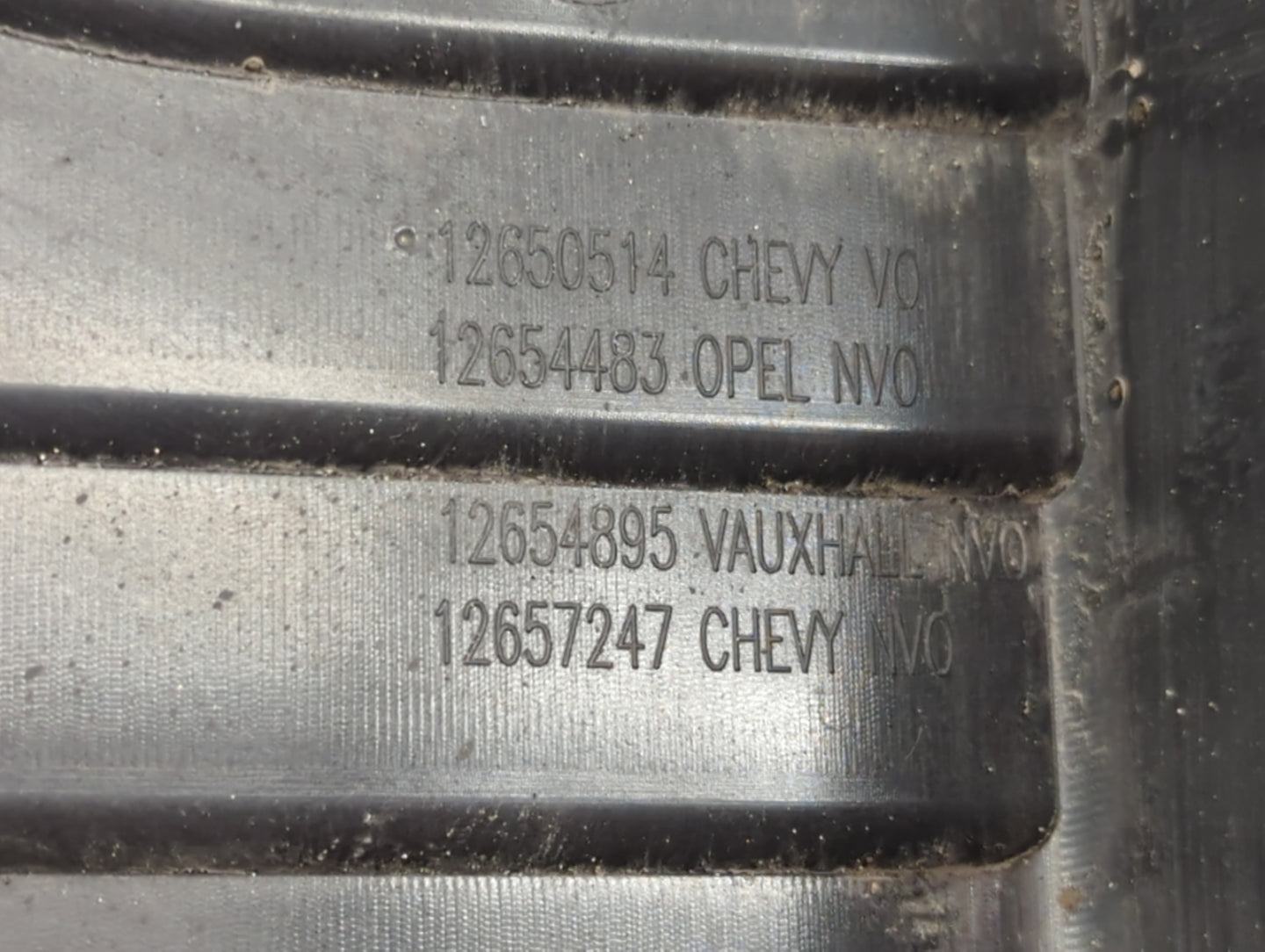 2016 Chevrolet Spark Engine Cover - Oemusedautoparts1.com