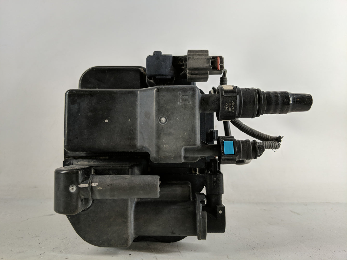 2016 Chevrolet Spark Fuel Vapor Charcoal Canister - Oemusedautoparts1.com